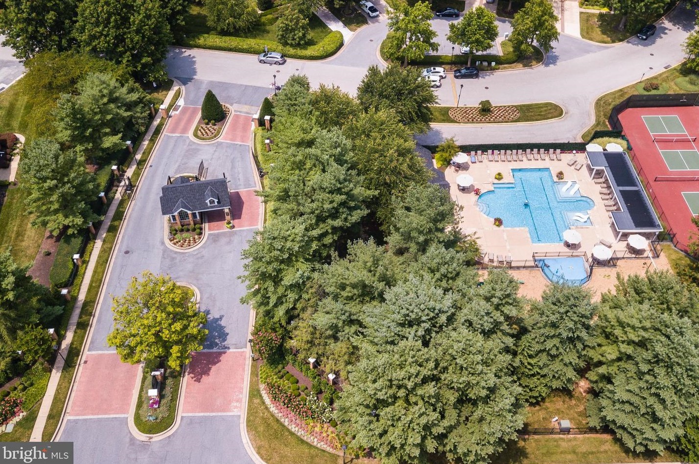 91 River Oaks Cir, Baltimore MD  21208-6356 exterior
