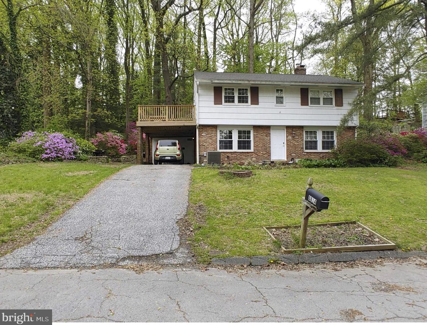 8814 Littlewood Rd, Baltimore, MD 21234-2724