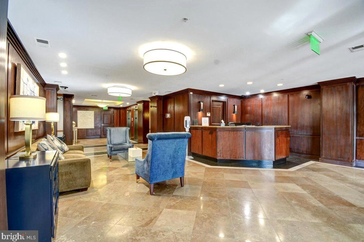 8002 Brynmor Ct, Baltimore, MD 21208-4358