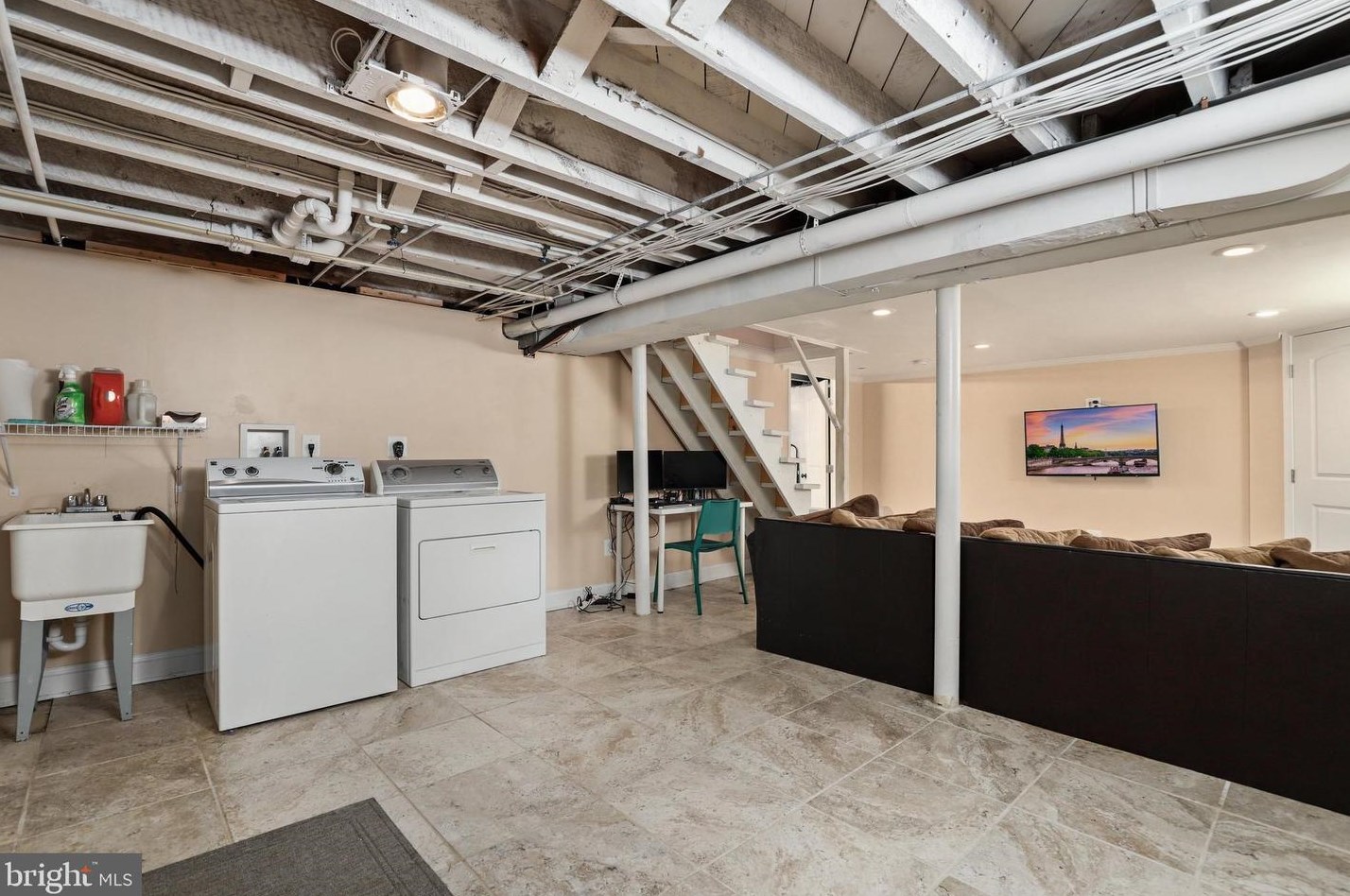 3011 Vermont Ave, Baltimore MD  21227-3743 exterior