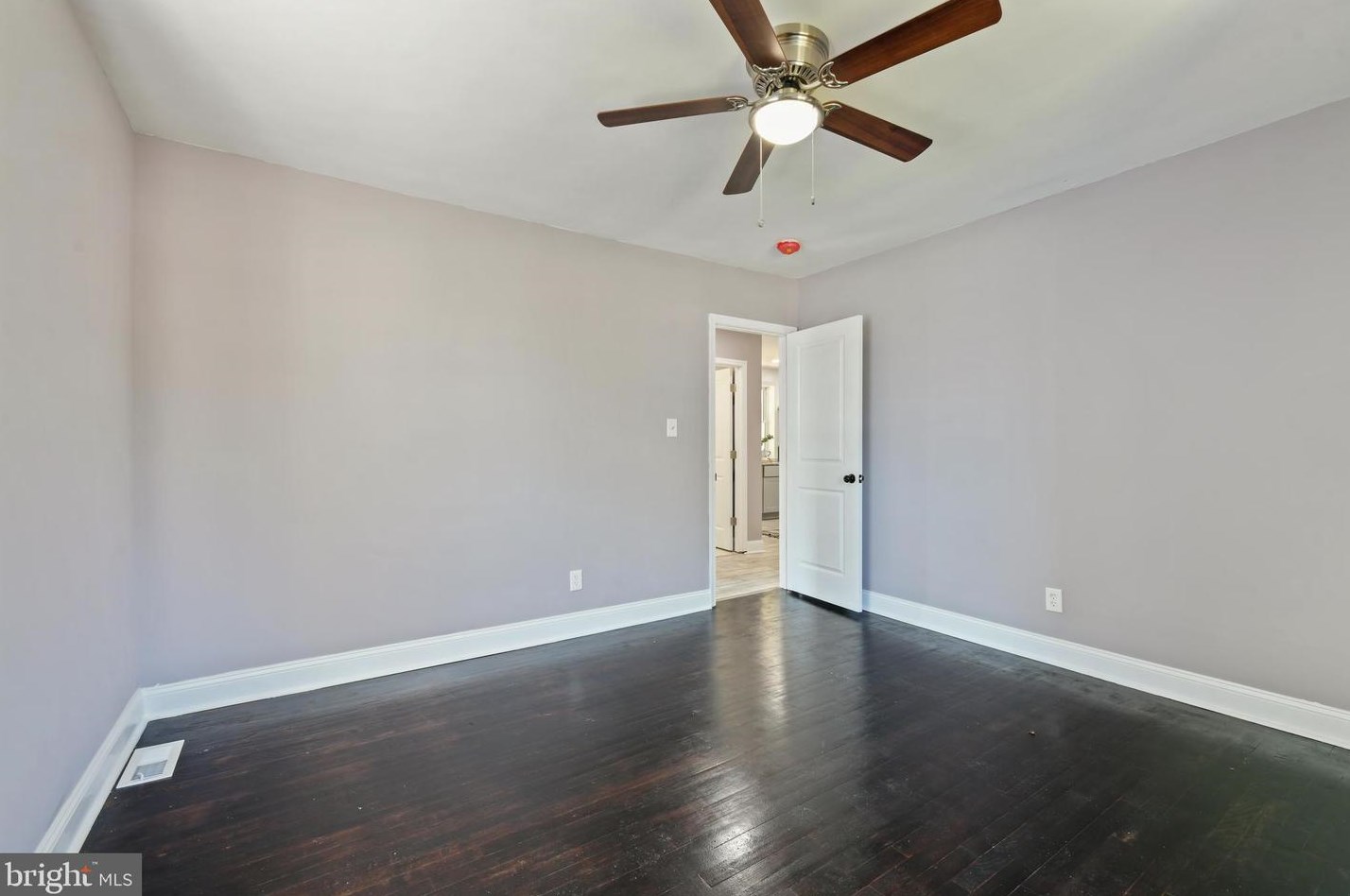 8053 Philadelphia Rd, Baltimore MD  21237-2622 exterior