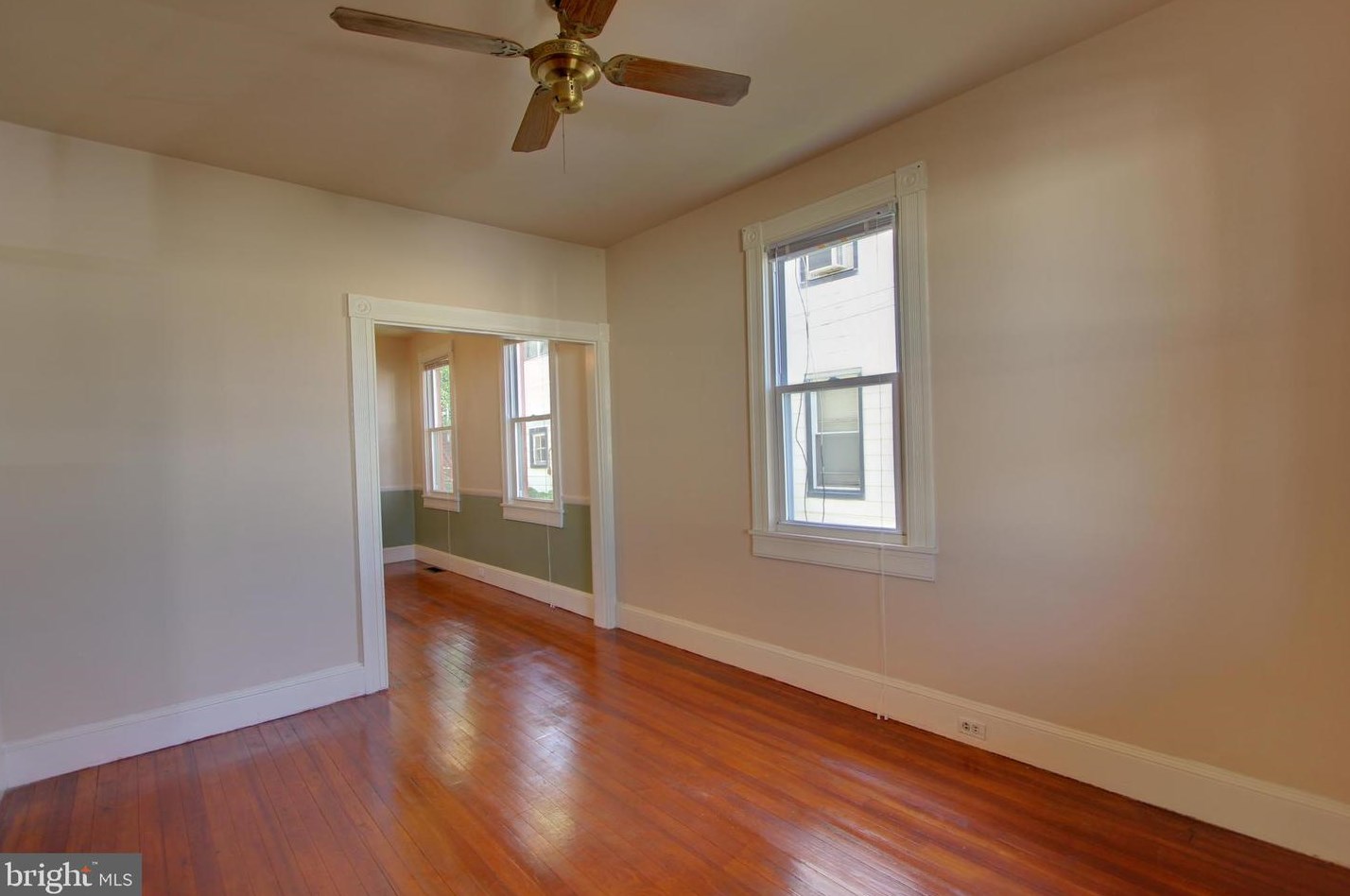 78 Mellor Ave, Baltimore, MD 21228-5105