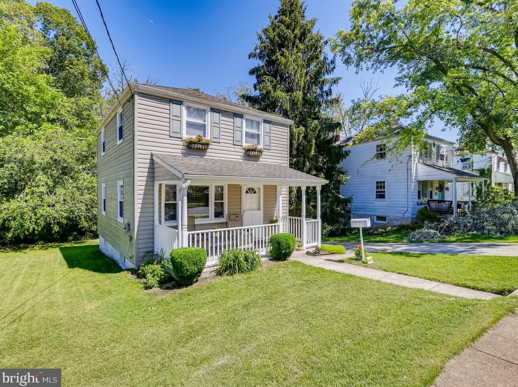 4403 Ridge Dr, Baltimore, MD 21229-5353