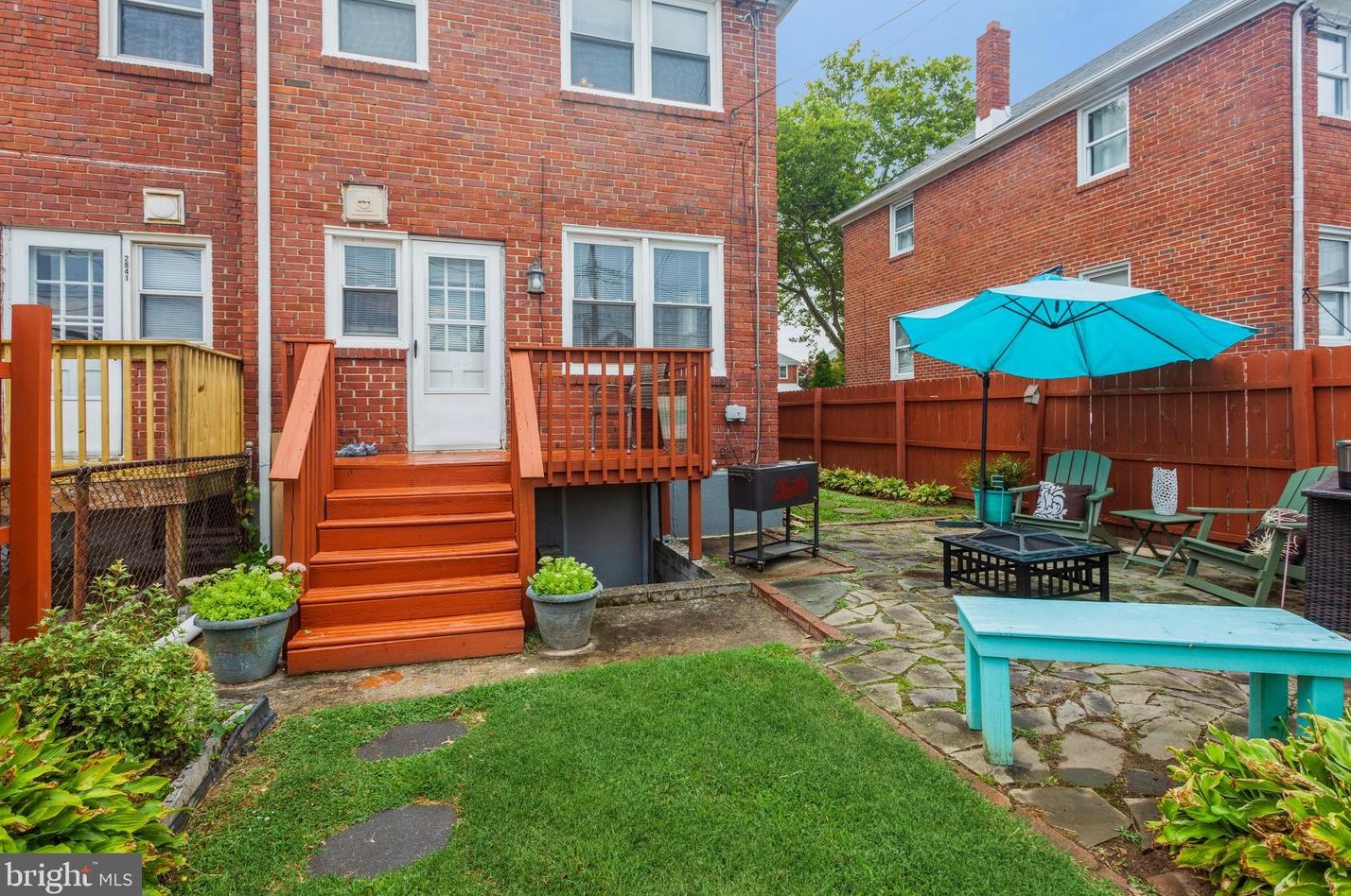 2839 Plainfield Rd, Baltimore MD  21222-2235 exterior