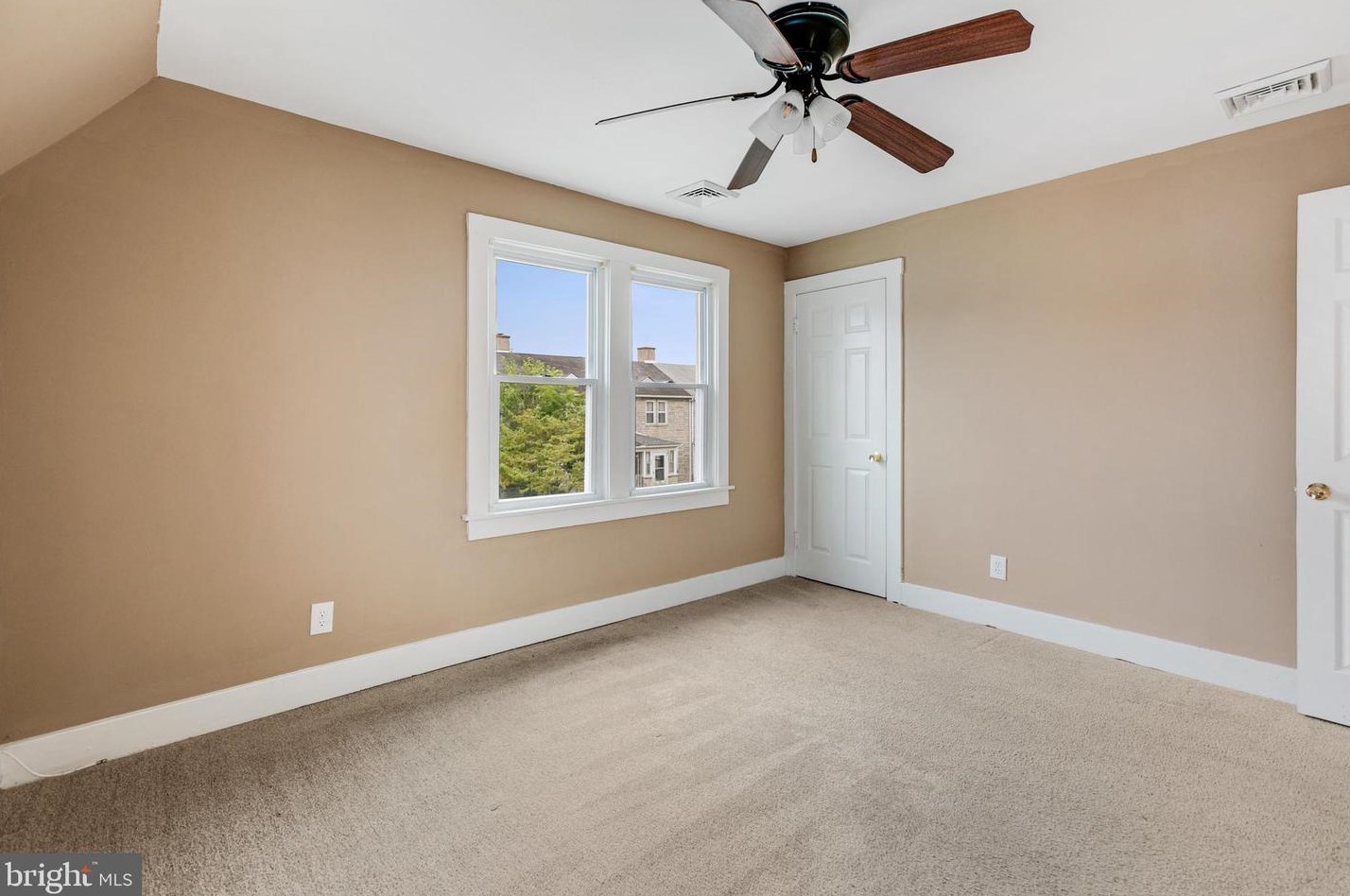 216 Colgate Ave, Baltimore MD  21222-4210 exterior