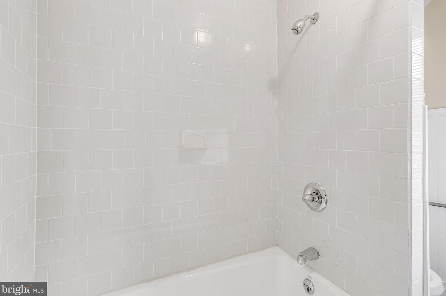 216 Colgate Ave, Baltimore MD  21222-4210 exterior