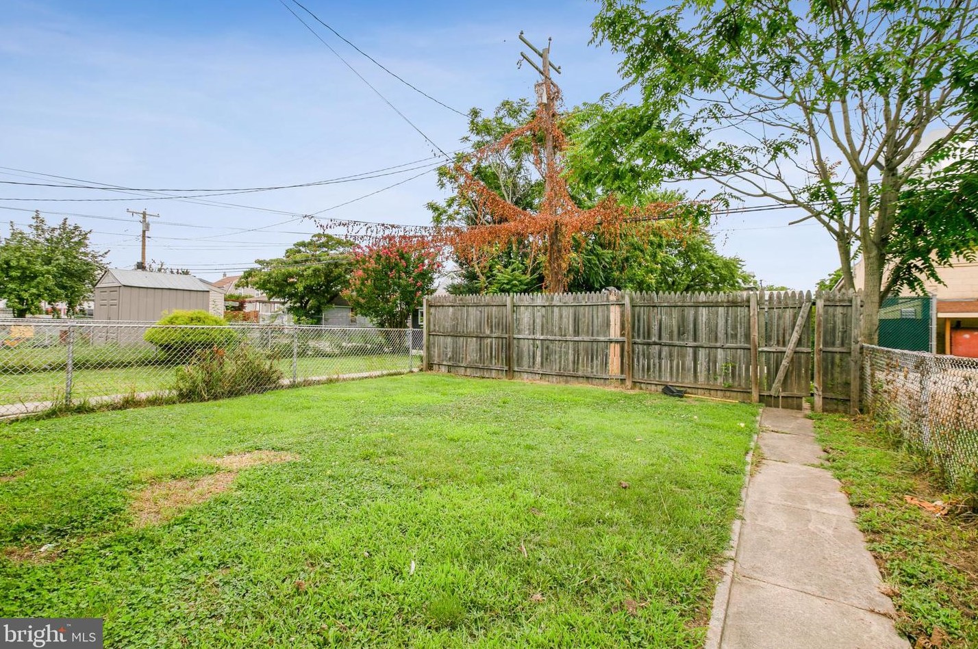 216 Colgate Ave, Baltimore MD  21222-4210 exterior