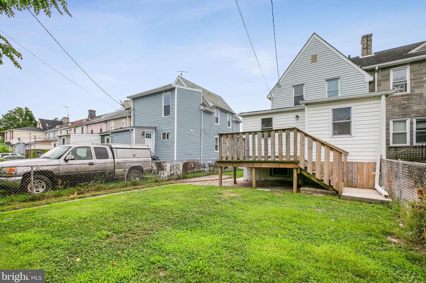 216 Colgate Ave, Baltimore MD  21222-4210 exterior