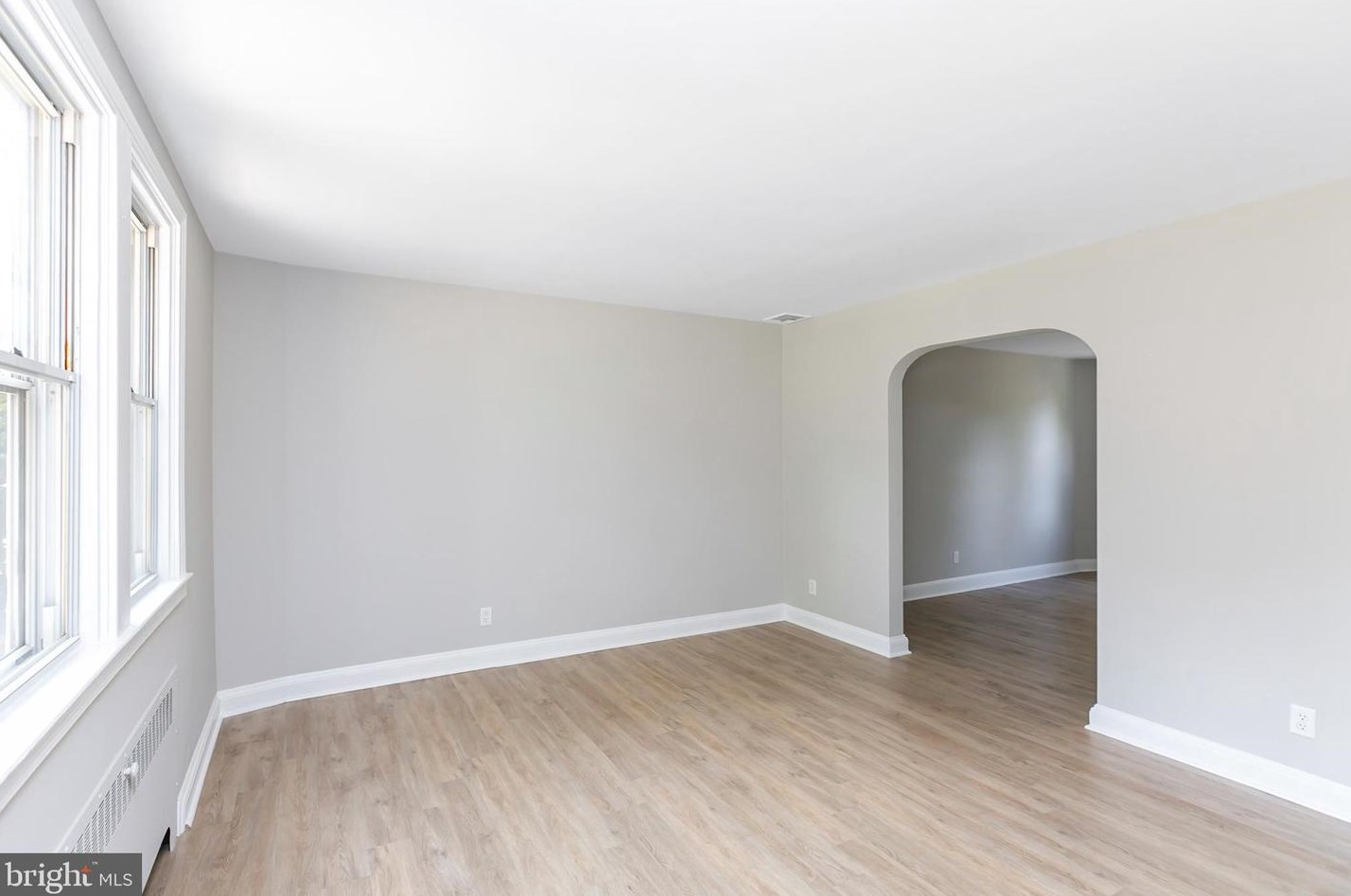 90 Murdock Rd, Baltimore, MD 21212-1747