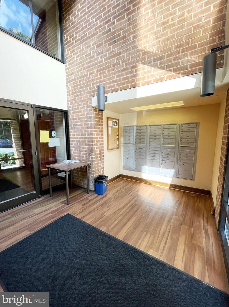 1 Southerly Ct, Baltimore MD  21286-2762 exterior