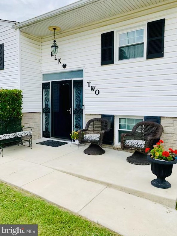 2 Elkhart Ct, Baltimore, MD 21237-1417