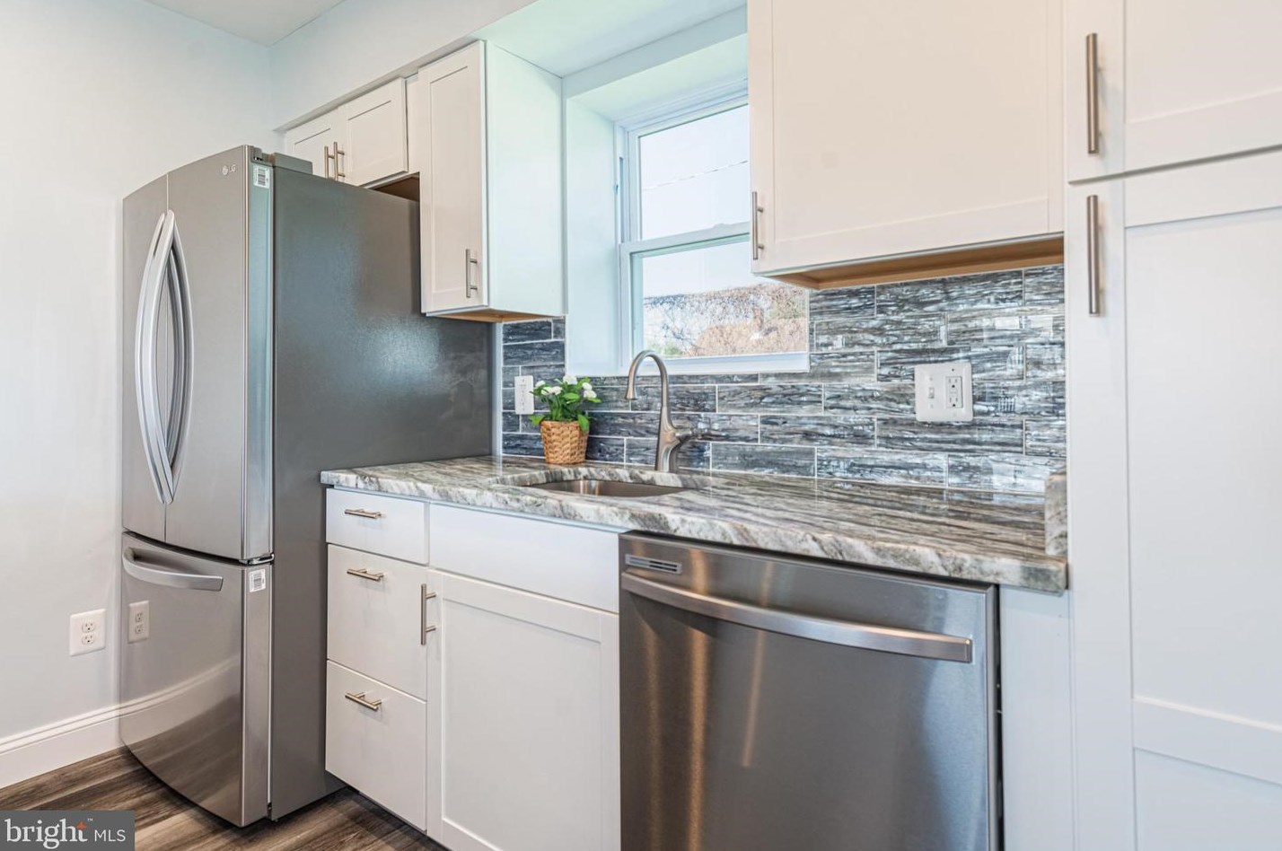 3106 Baybriar Rd, Baltimore MD  21222-5403 exterior