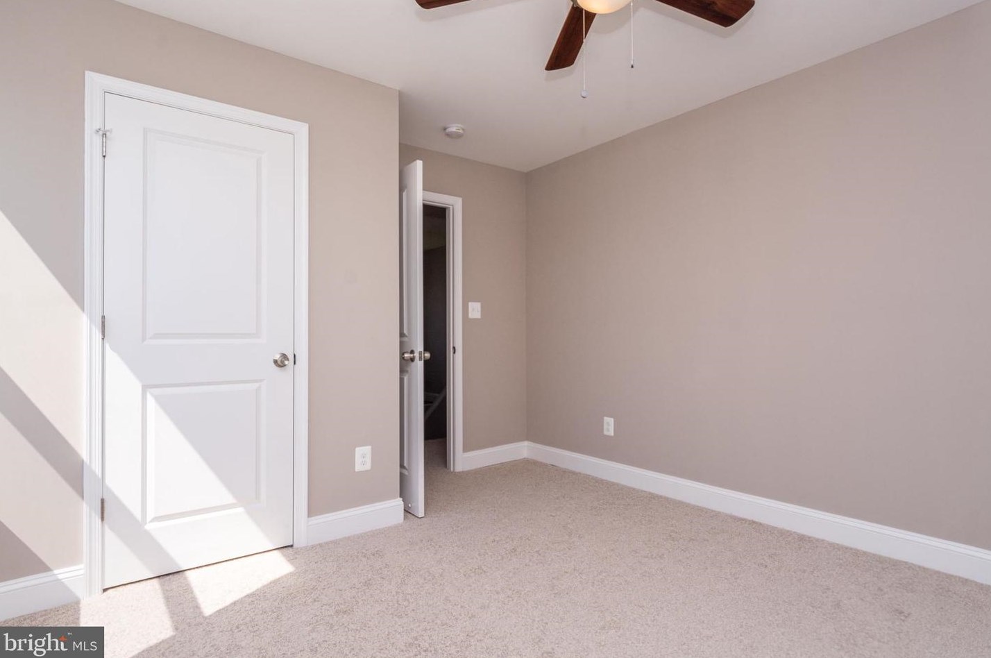 3106 Baybriar Rd, Baltimore MD  21222-5403 exterior