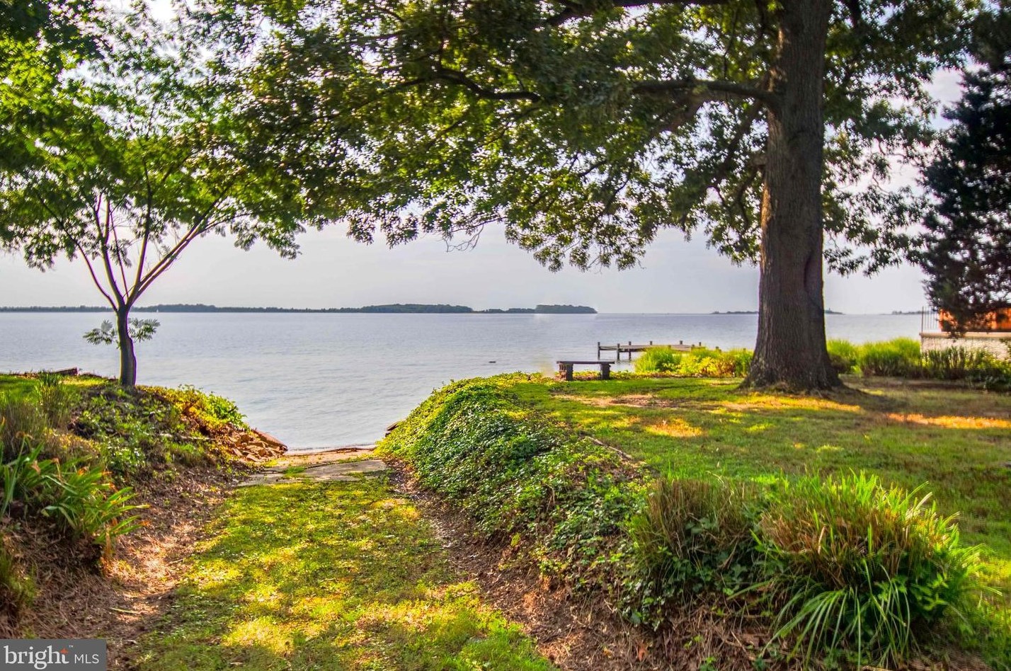 2329 Barrison Point Rd, Baltimore, MD 21221-6407