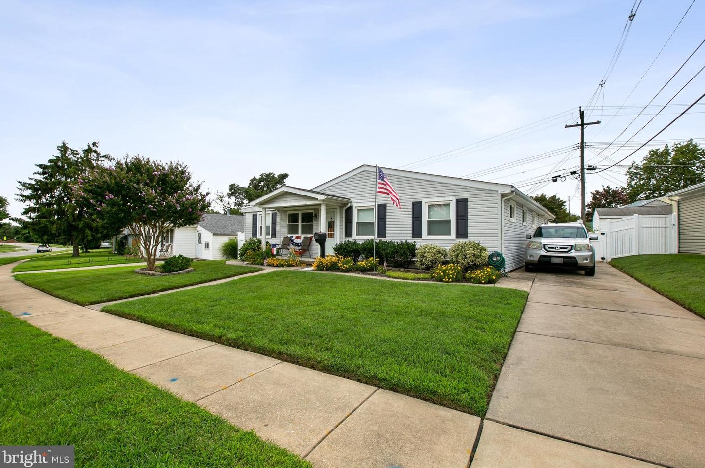 7615 Merritt Point Rd, Baltimore, MD 21222-5461