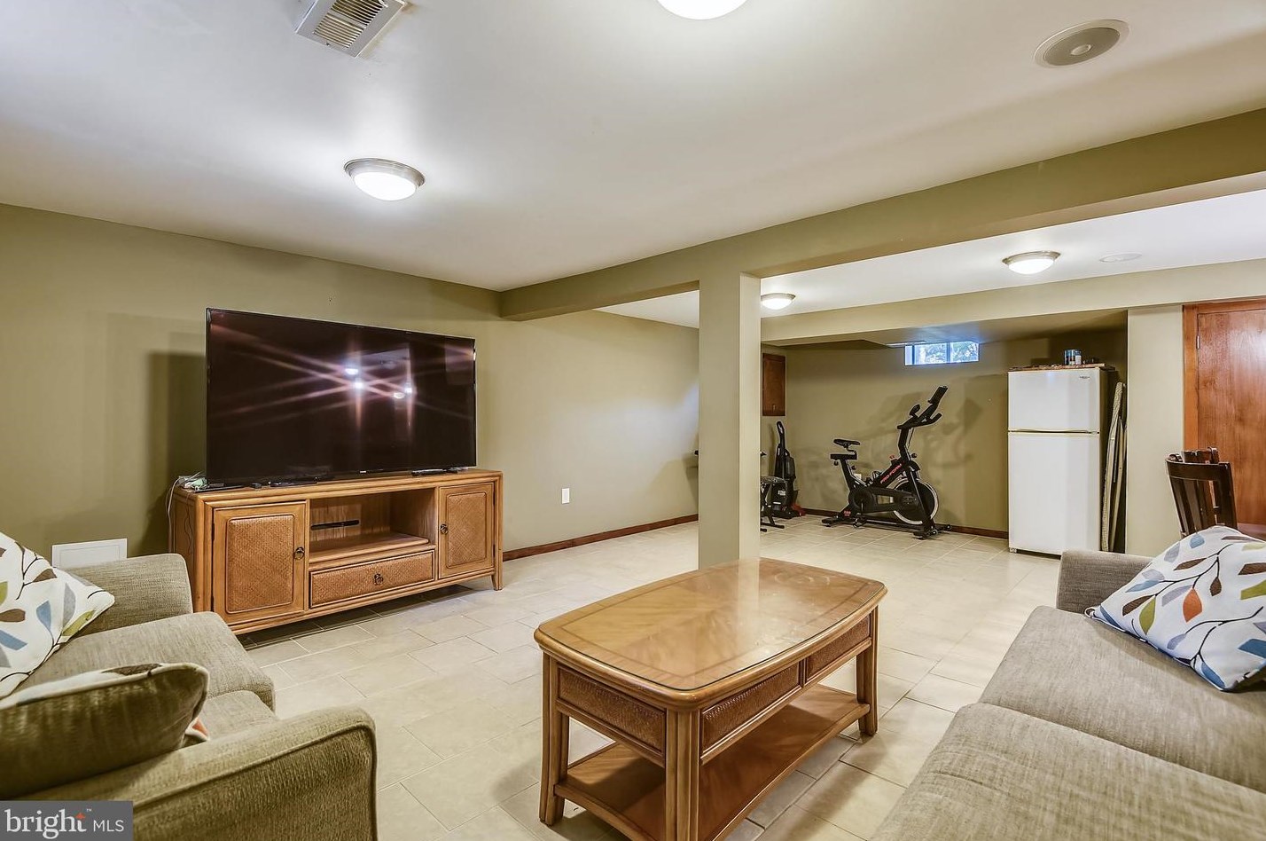 2605 Plainfield Rd, Baltimore MD  21222-2228 exterior