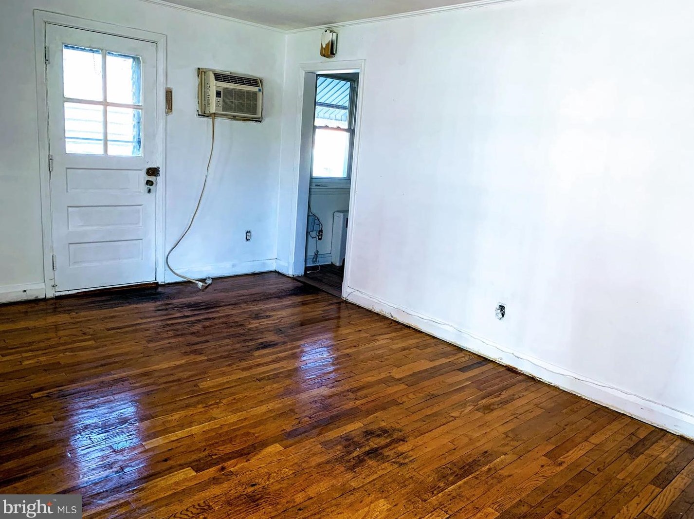 8607 Chestnut Oak Rd #1, Baltimore, MD 21234