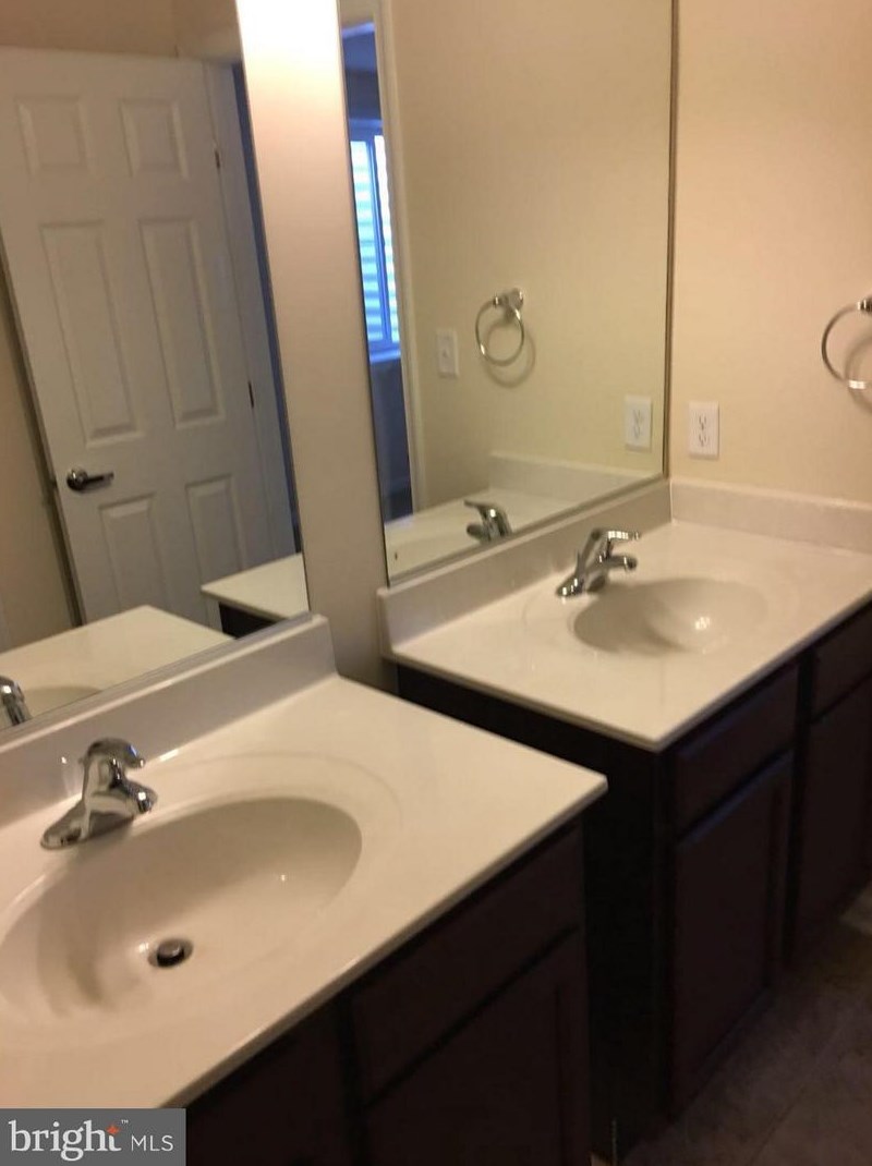 208 Harlem Ln, Baltimore, MD