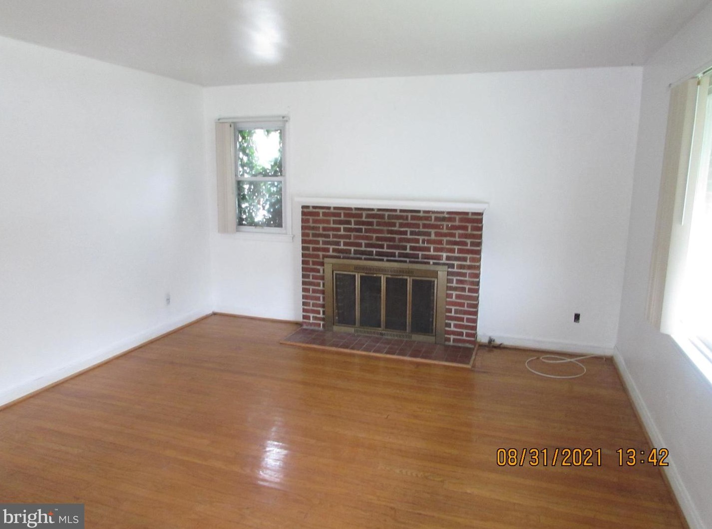 6410 Lehnert St, Baltimore, MD 21207-5273