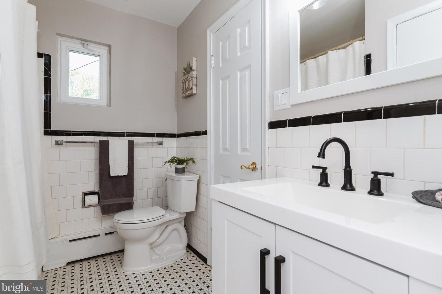 1910 Leland Ave, Baltimore MD  21220-3924 exterior