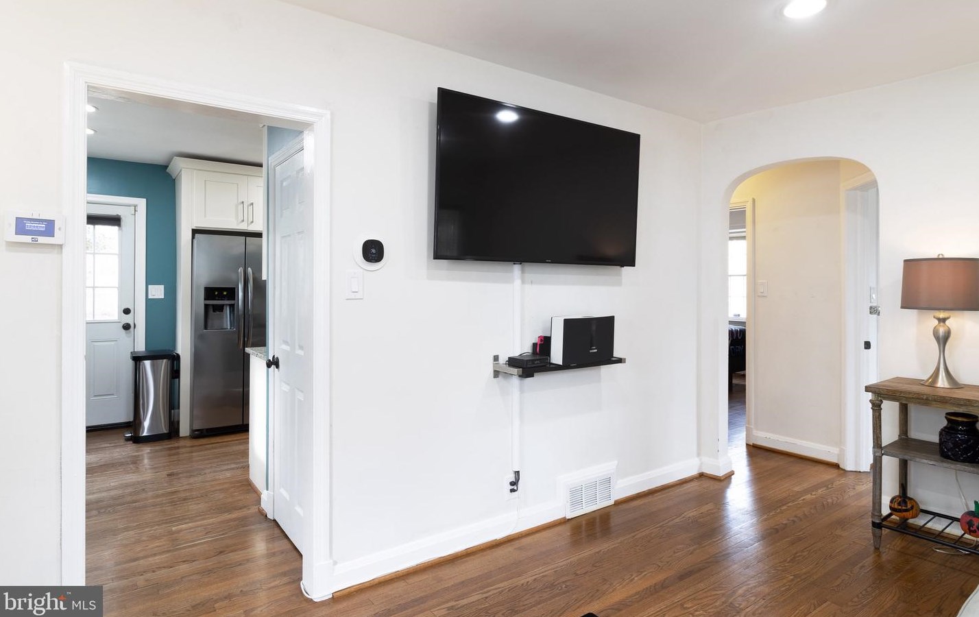 6 Greenwood Rd, Baltimore MD  21208-4704 exterior