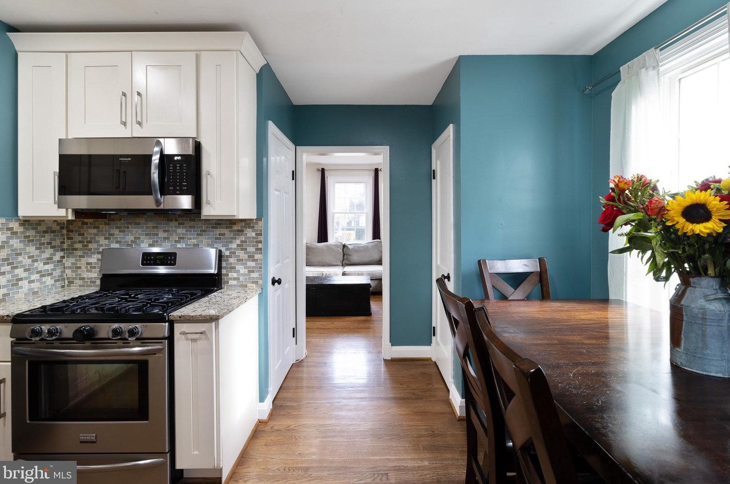 6 Greenwood Rd, Baltimore MD  21208-4704 exterior