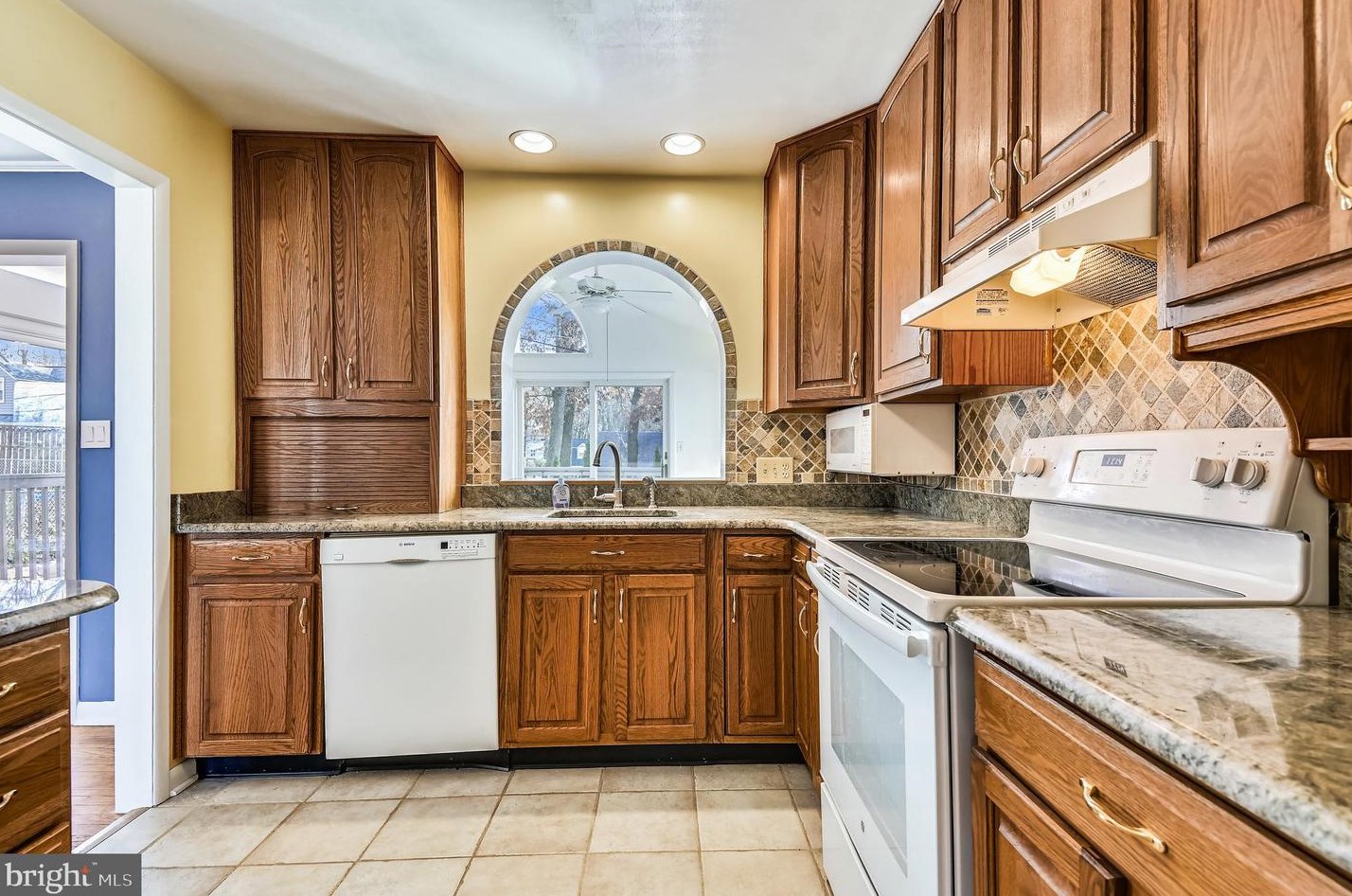 1809 Dunwoody Rd, Baltimore MD  21234-2705 exterior