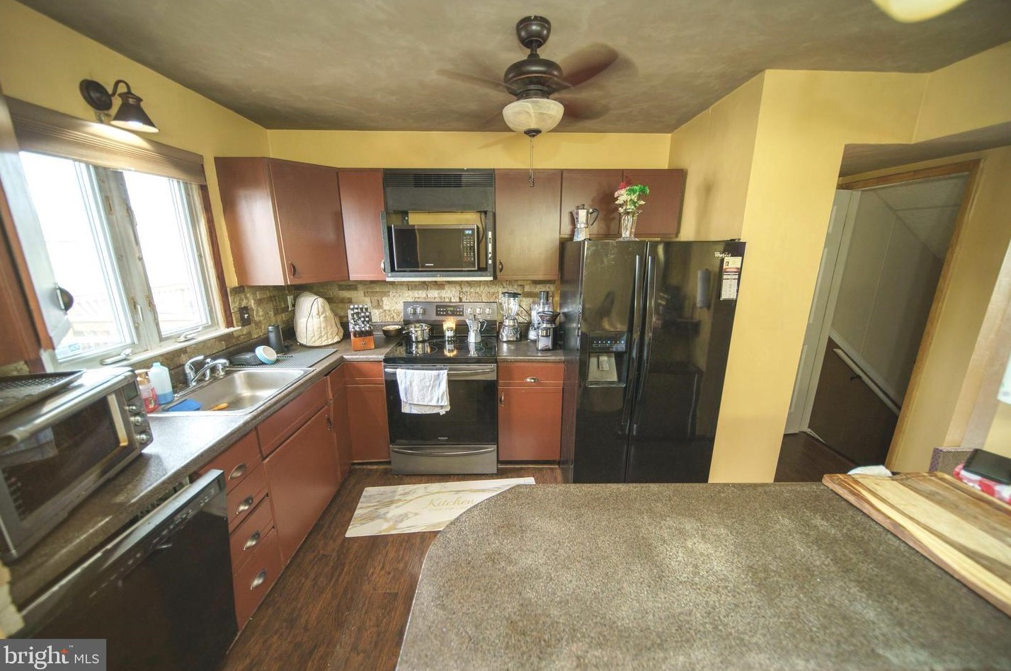 5434 Princess Dr, Baltimore, MD 21237-4021