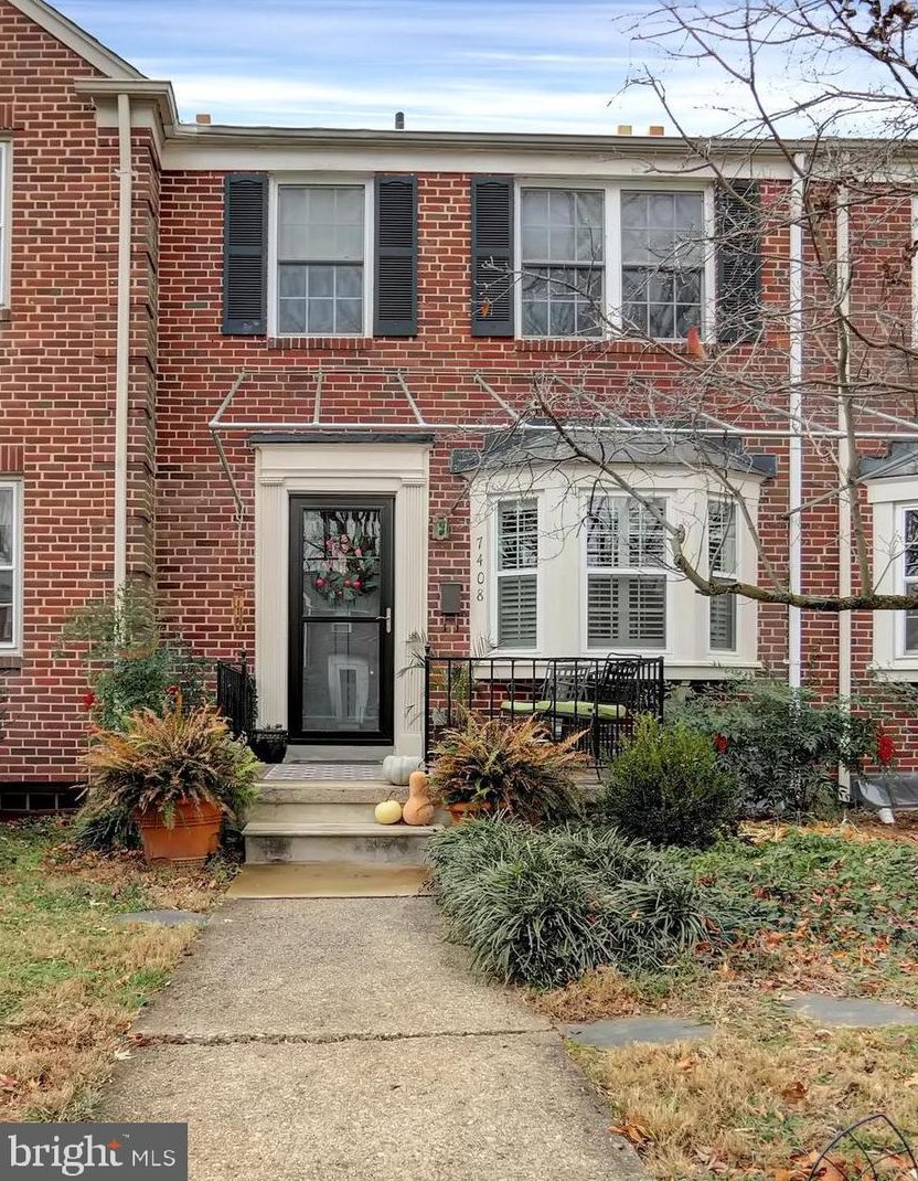 7408 Stanmore Ct, Baltimore, MD 21212-1129