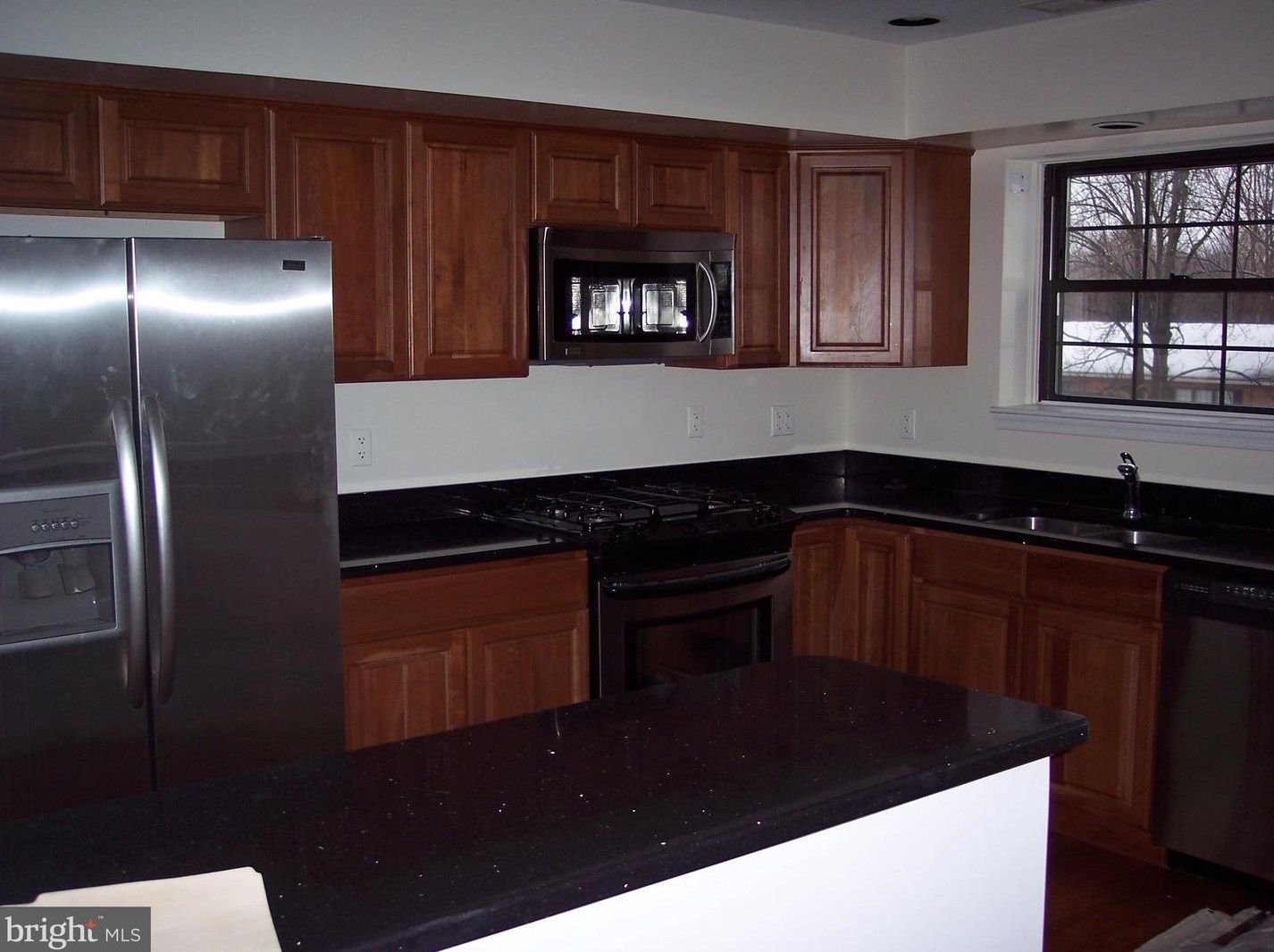 102 Swarthmore Dr Apt F, Baltimore, MD