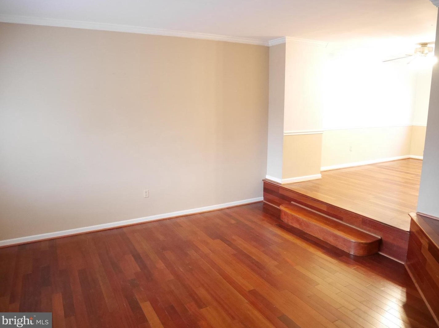 2113 Pitney Rd, Baltimore, MD 21234-4959