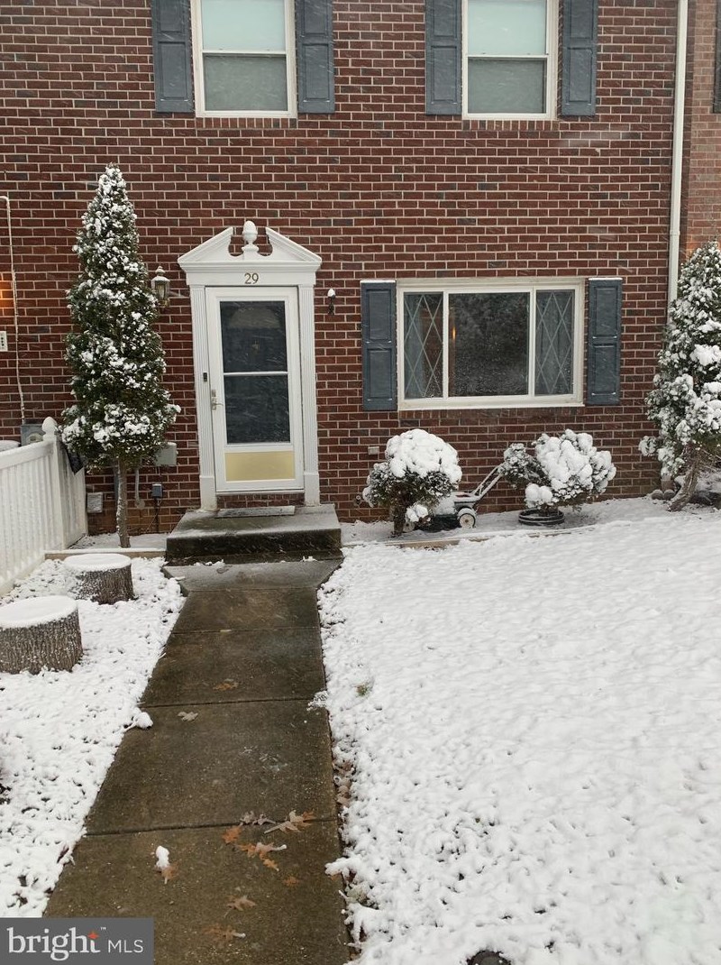 29 Stone Falls Ct, Baltimore, MD 21236-4760