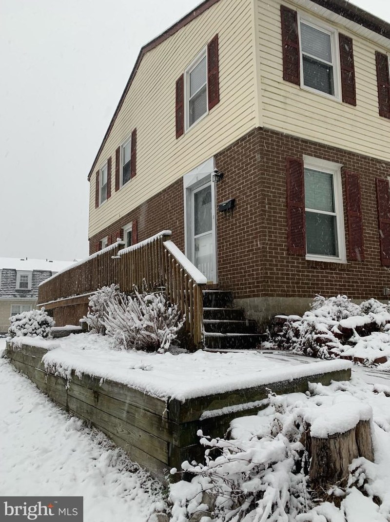 1 Robinway Ct, Baltimore, MD 21236-3014