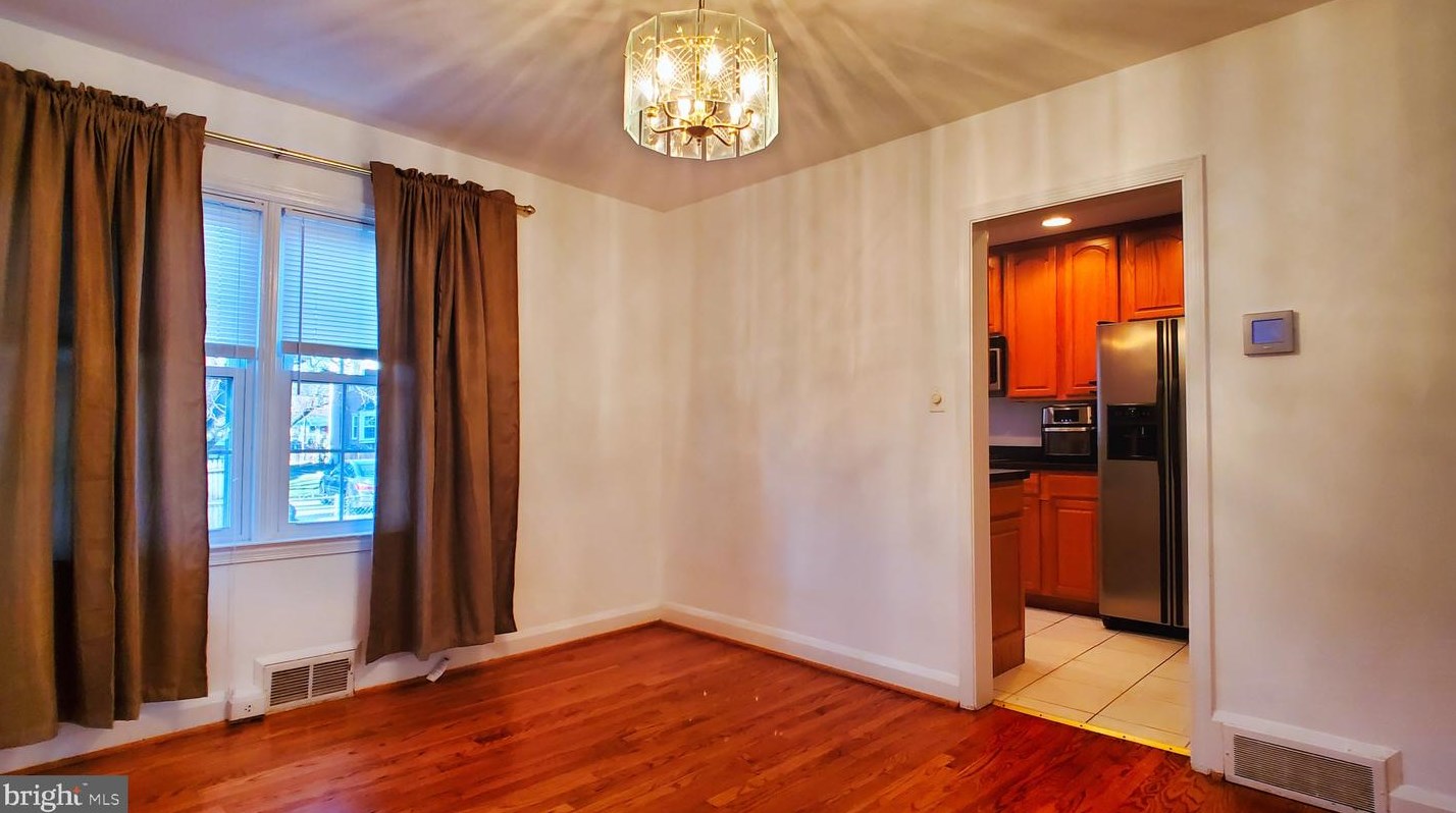 8118 Loch Raven Blvd, Baltimore MD 21286-8305 exterior