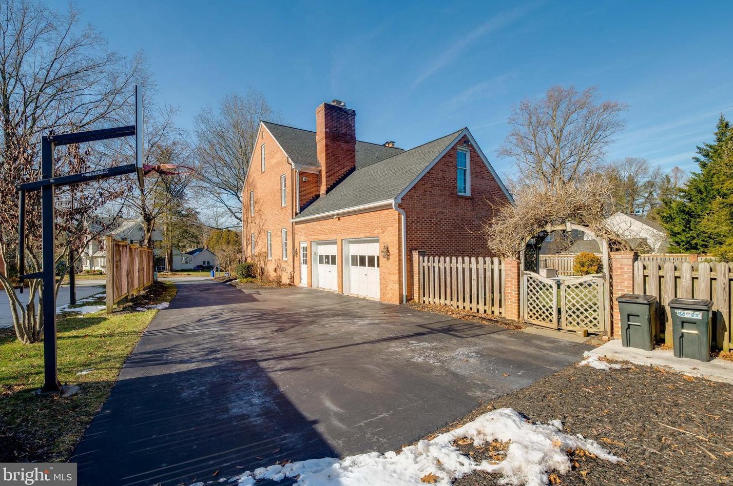5 Ruxlea Ct, Baltimore, MD 21204-6401