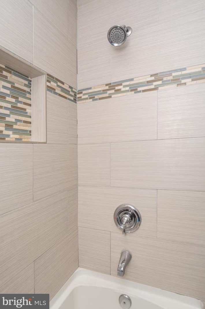 117 Avon Bch Rd, Baltimore MD 21222-6104 exterior