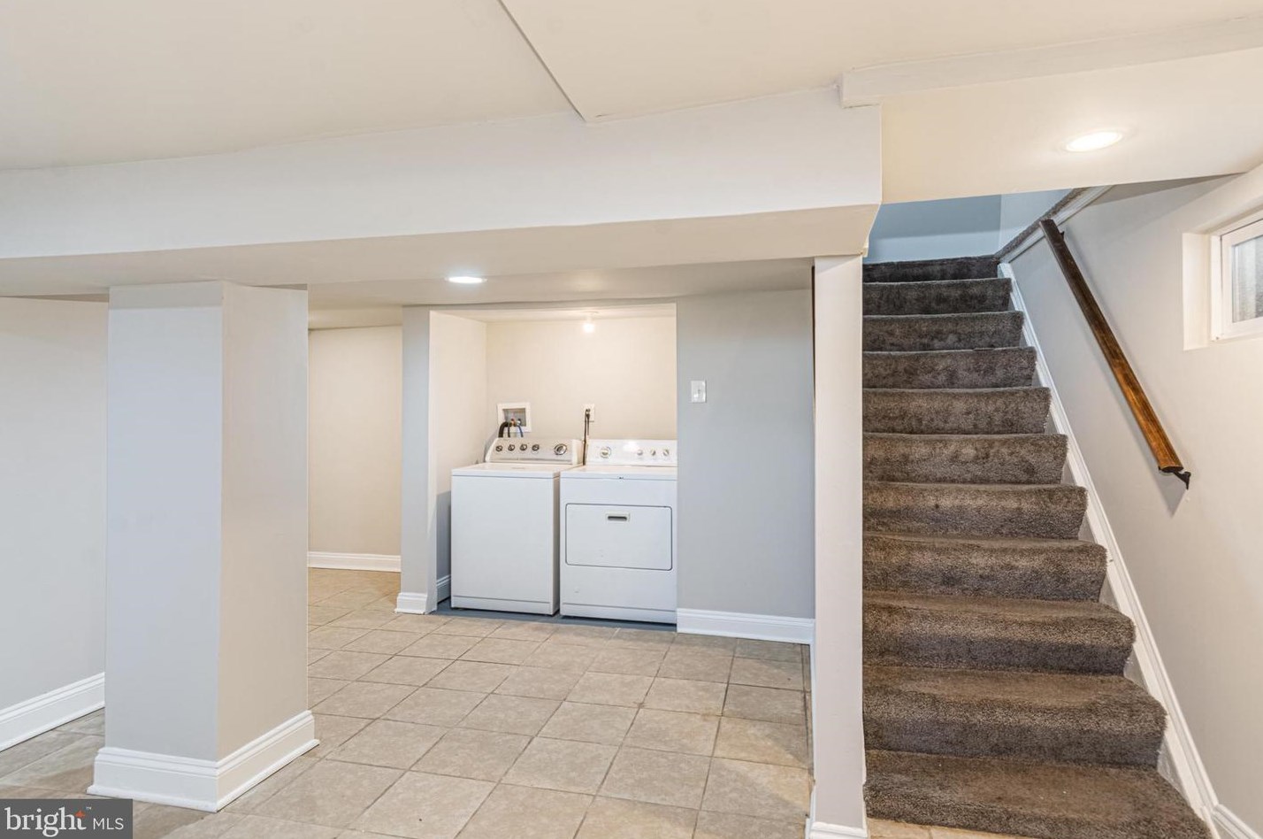 117 Avon Bch Rd, Baltimore MD 21222-6104 exterior