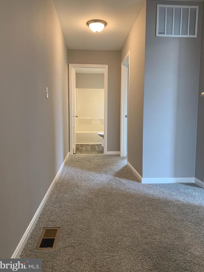 27 Maryland Ave, Baltimore MD 21228-3240 exterior