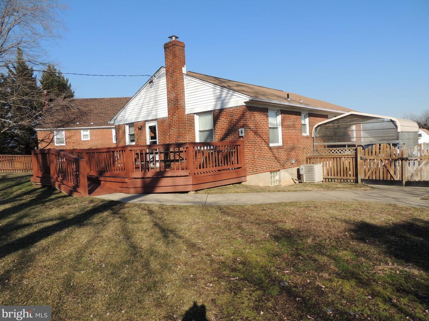 5200 Daybreak Ct, Baltimore, MD 21206-2217