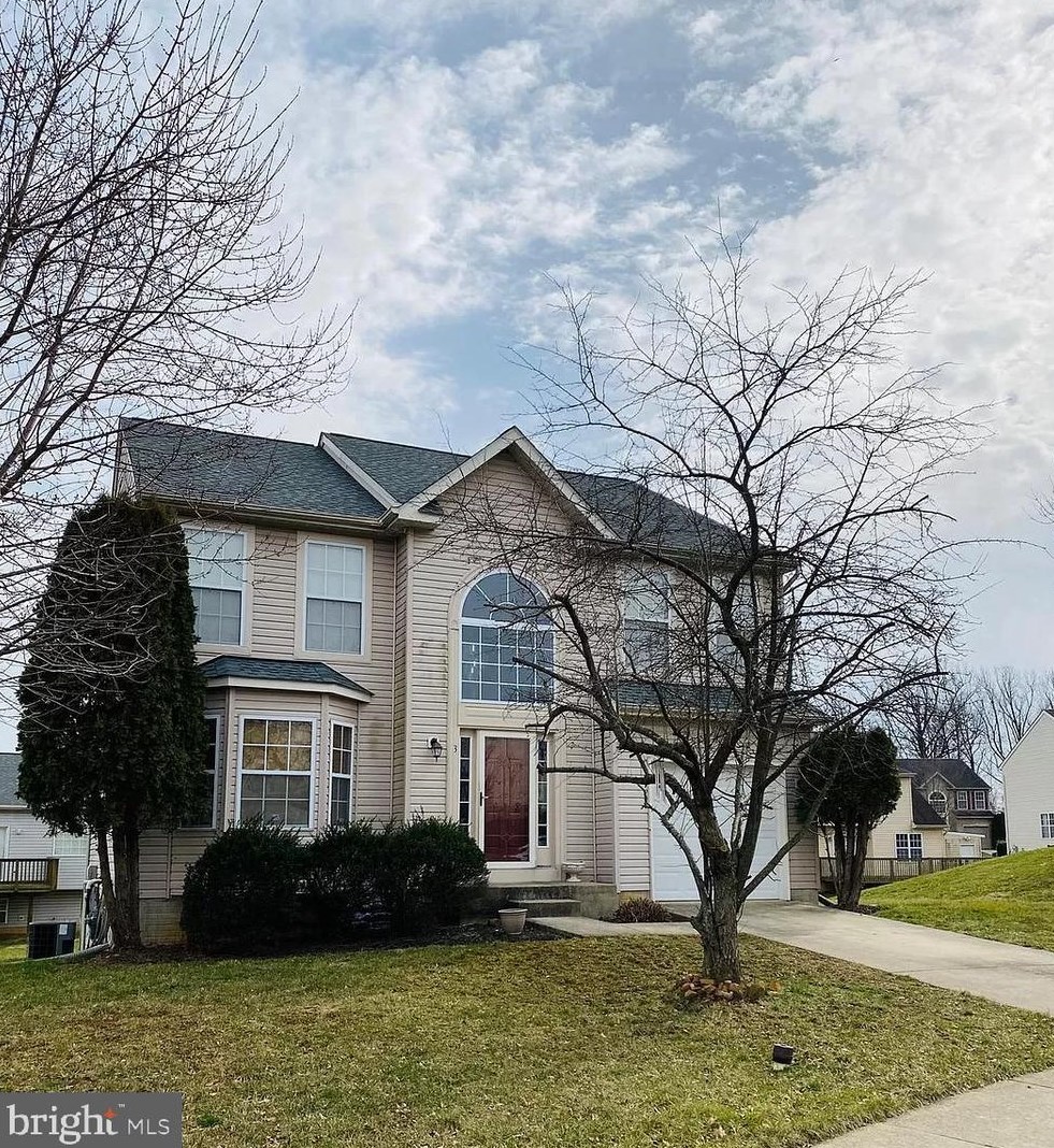 3 Monnery Ct, Baltimore, MD 21207
