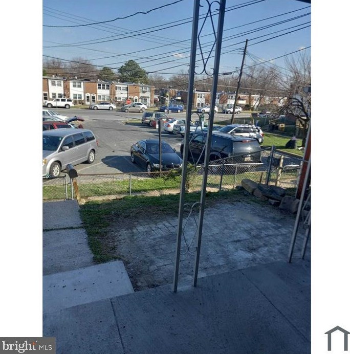 802 Regis Ct, Baltimore MD  21227-3442 exterior