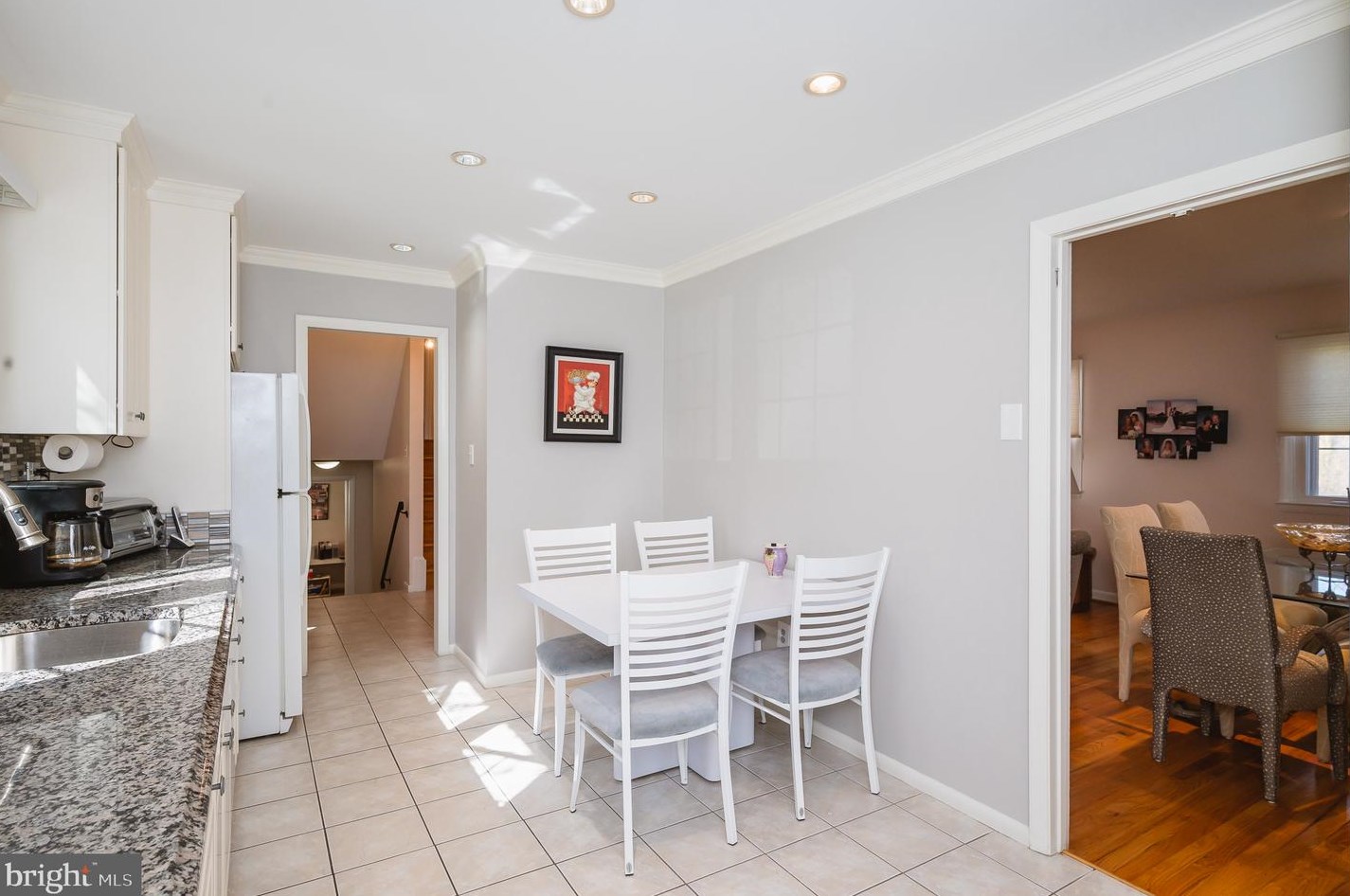 6 Saxony Ct, Baltimore, MD 21208-3319