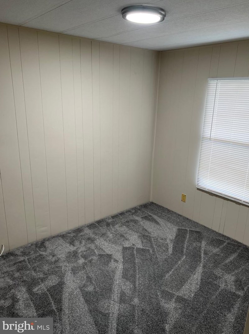 102 Briarwood Rd, Baltimore MD 21228-2002 exterior