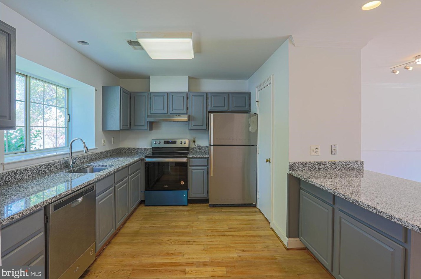 20 Tilton Ct, Baltimore, MD 21236-5183