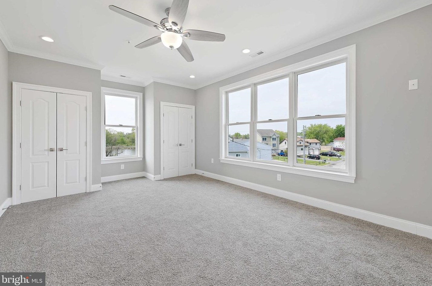 7801 Deboy Ave, Baltimore MD 21222-2719 exterior