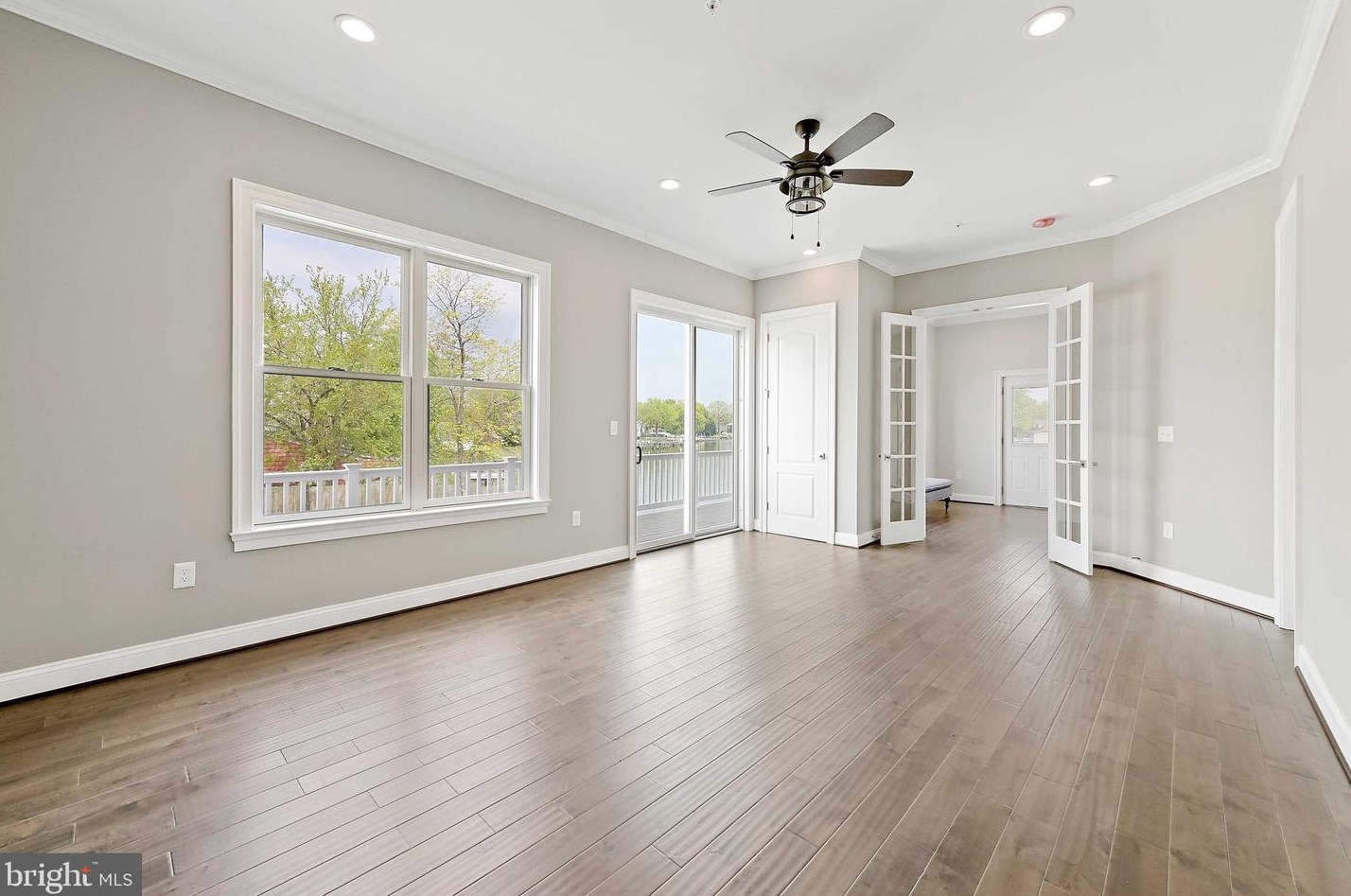 7801 Deboy Ave, Baltimore MD 21222-2719 exterior