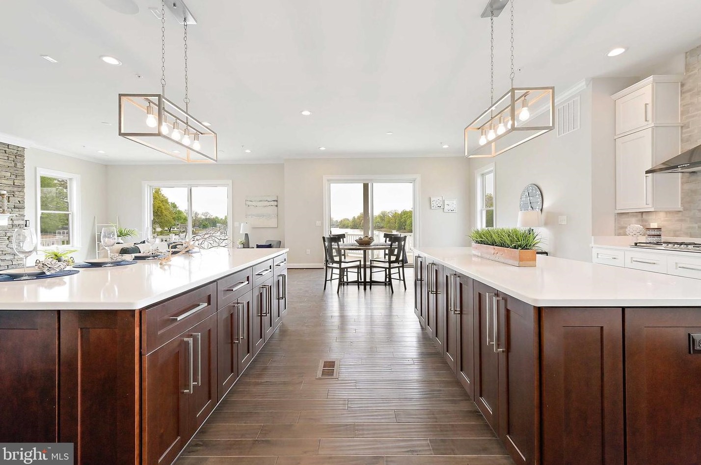 7801 Deboy Ave, Baltimore MD 21222-2719 exterior