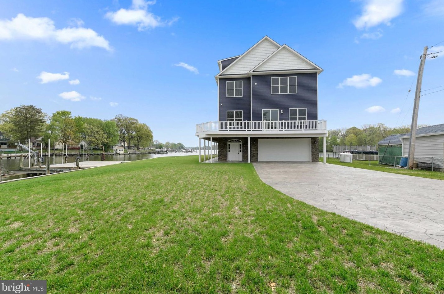 7801 Deboy Ave, Baltimore MD 21222-2719 exterior