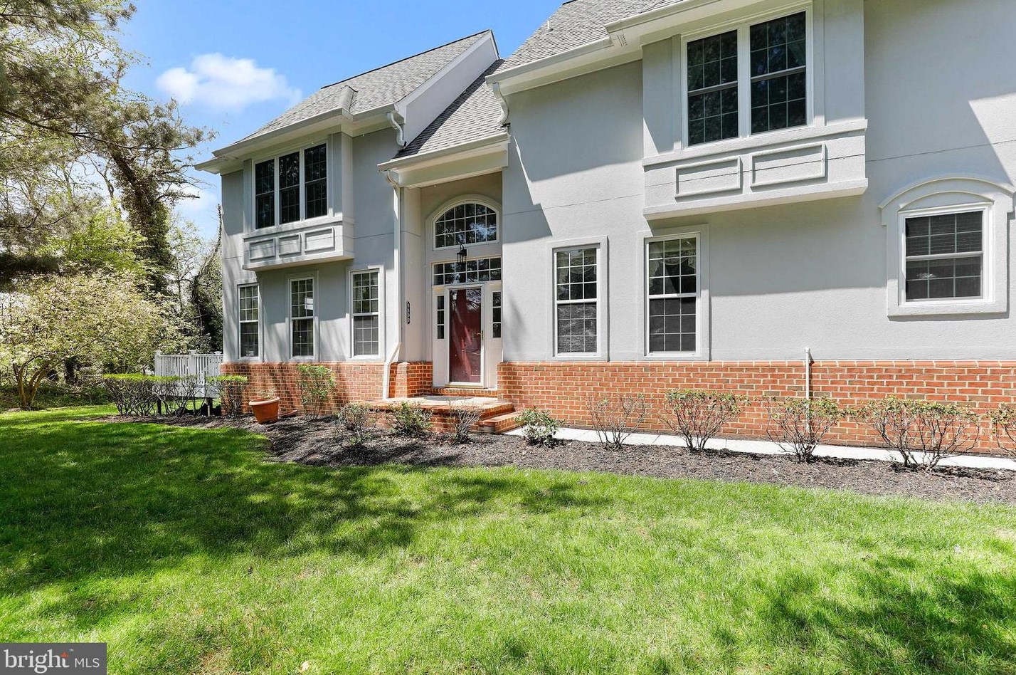 8800 Joshua Ct, Baltimore, MD 21208-6300