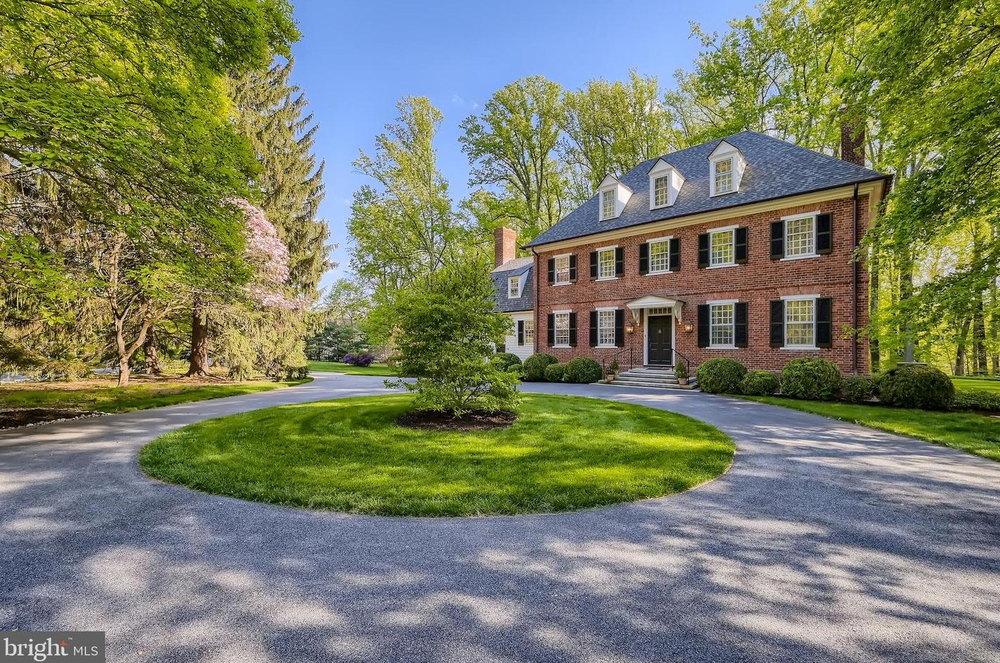 3511 Englemeade Rd, Baltimore, MD 21208-1506